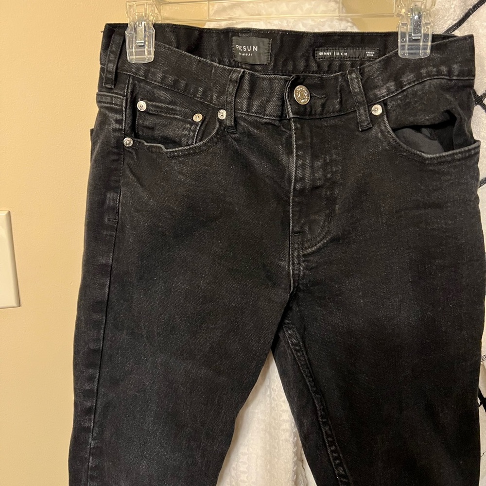 Pacsun black  comfort street Jean with edges hardly worn great condition!!!